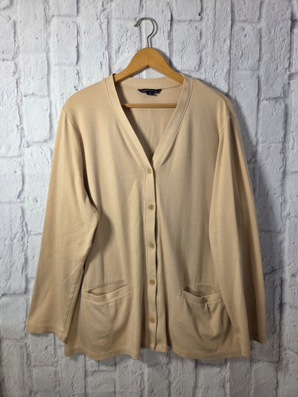 Lands' End XL Light Tan Beige V Neck Button Front Casual Longsleeve Cardigan